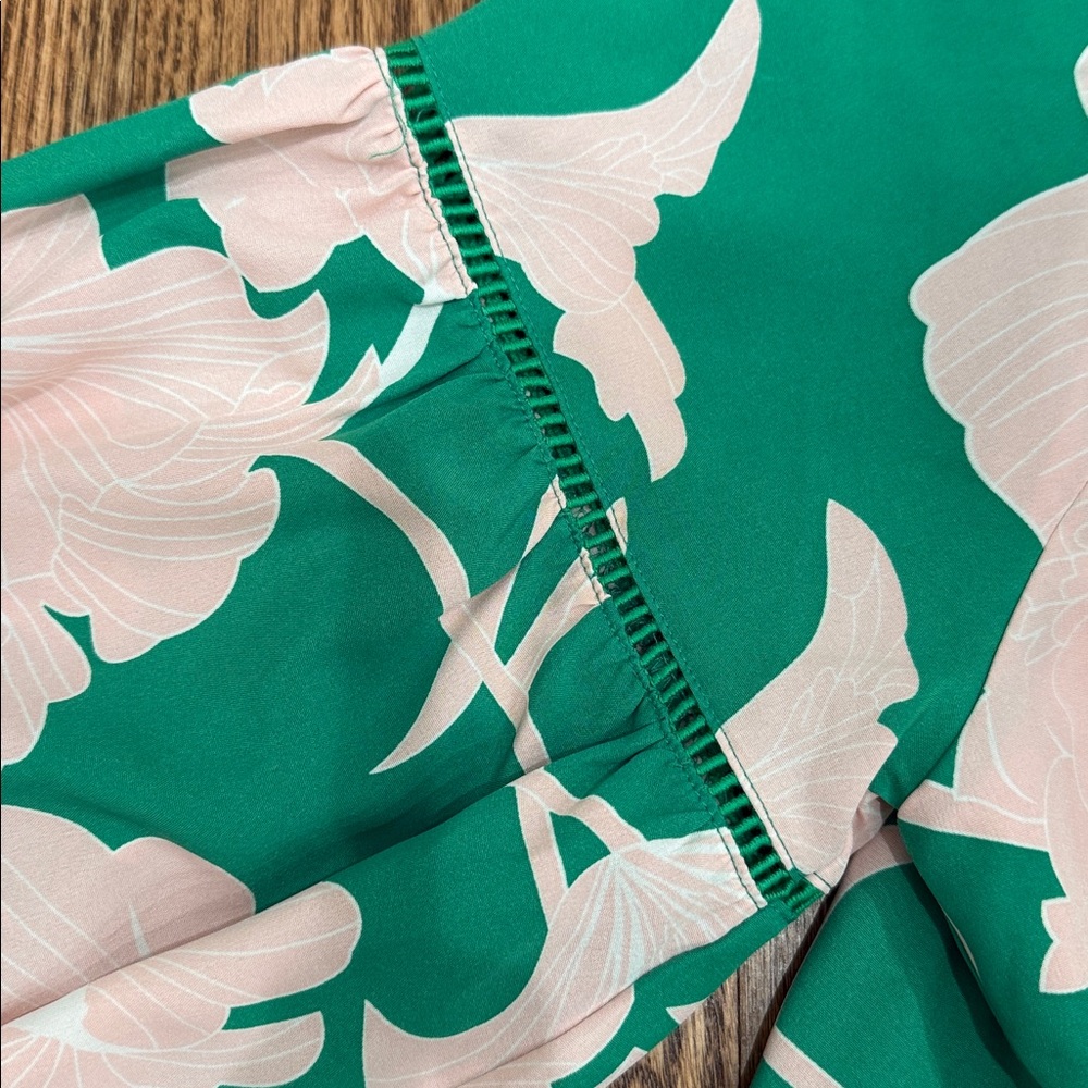 Jade Melody Tam Kelly Green and Pink Floral Blouse, S - Picture 7 of 12